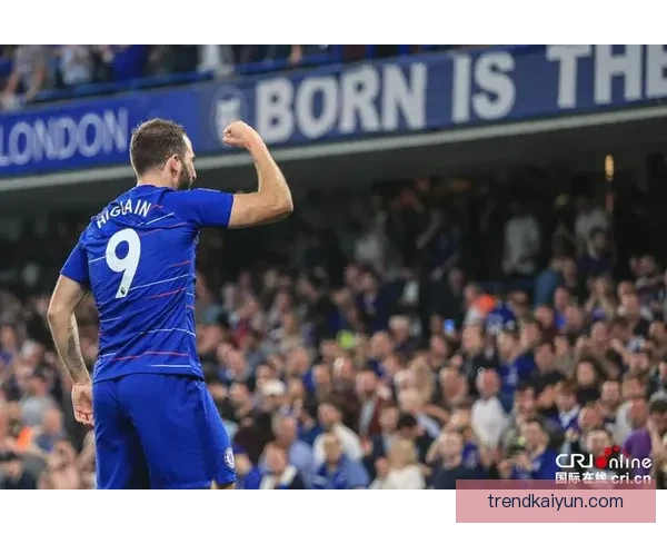 坎特在切尔西时期表现稳健，助球队赢得多个重要荣誉